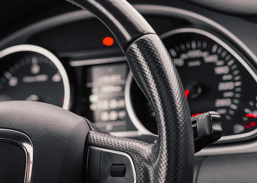 カーアクセサリー: あなたの車の性能と安全性を守る舞台裏のヒーロー カーアクセサリー: あなたの車の性能と安全性を守る舞台裏のヒーロー